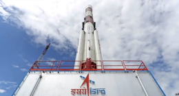 How much does an ISRO scientist earn?